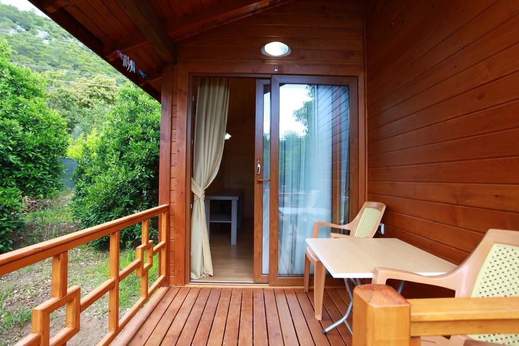 Safir Pansiyon Чирали Экстерьер фото